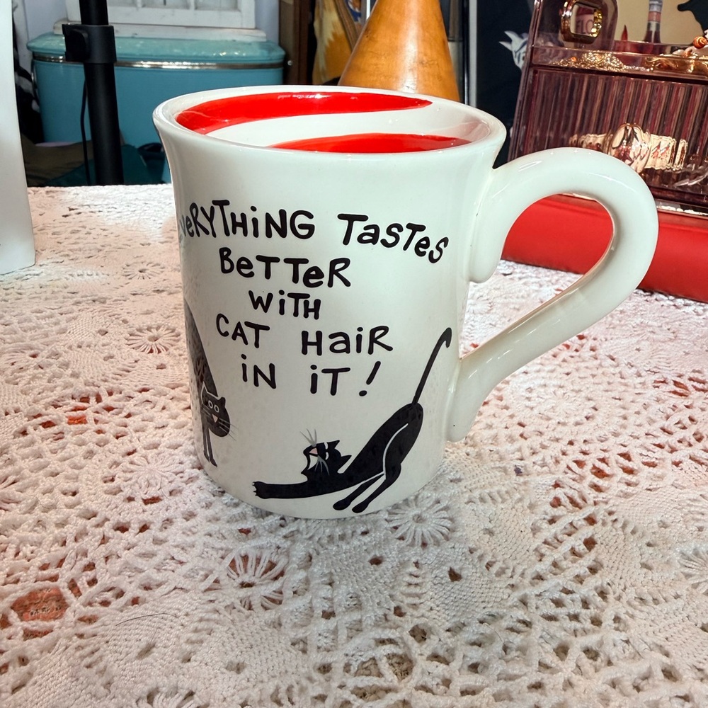 Kitty Cat Mug “Everything Tastes Better With Cat Hair In It”